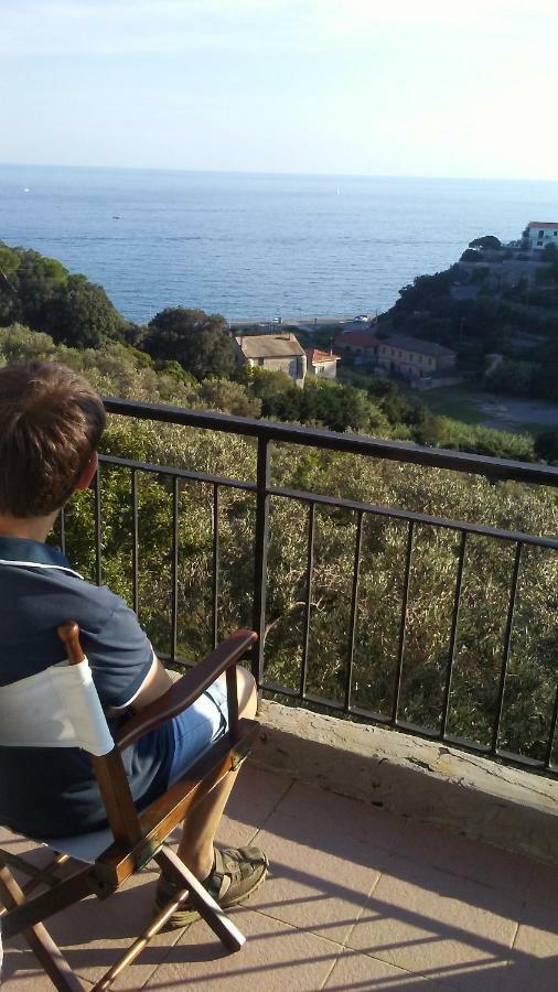Bed and Breakfast Il Capriolo Celle Ligure Exterior foto